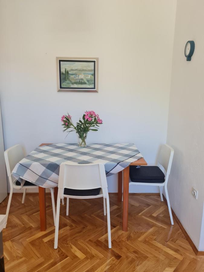 Apartments Apartmani Pintar 미미체 외부 사진